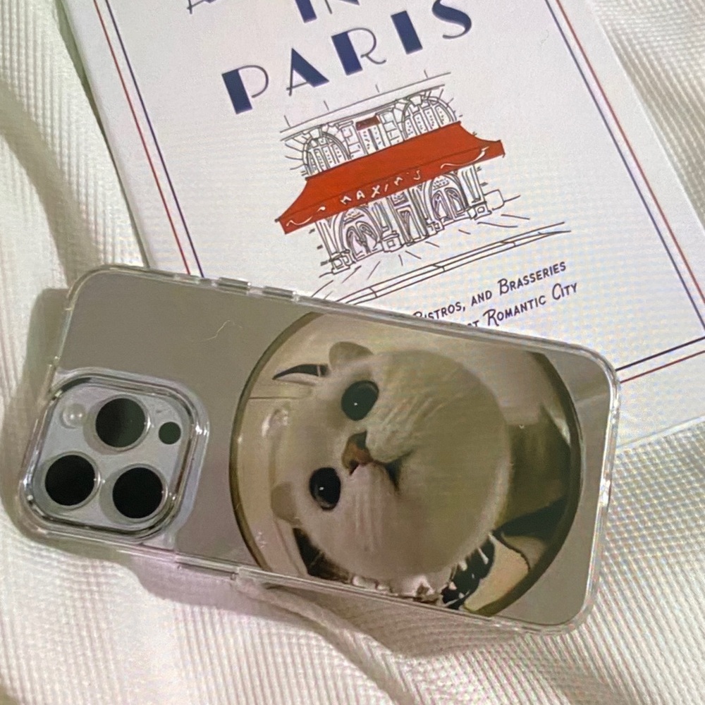 Clear Cat Design Phone Case